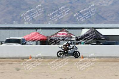 media/Oct-05-2025-CVMA (Sun) [[beeef4f201]]/Race 10-Formula Lightweight Twins Shootout/